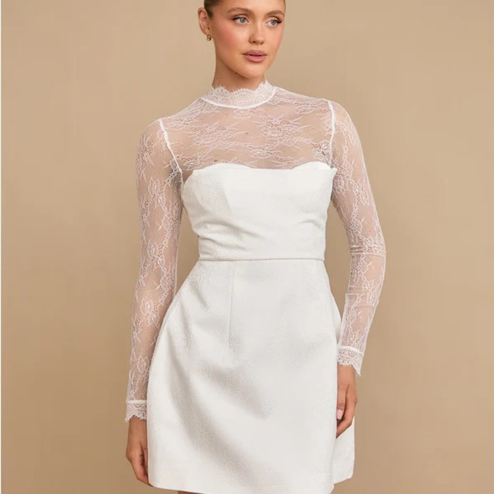 Lace Sleeve Cup Detail Mini Dress - White
